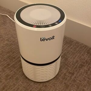 New condition levoit air purifier